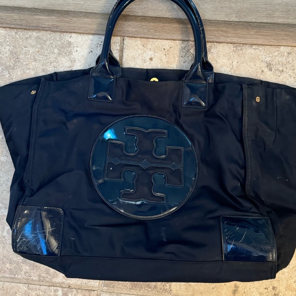 Tory Burch Ella Tote in Patent Navy - Picture 8 of 8